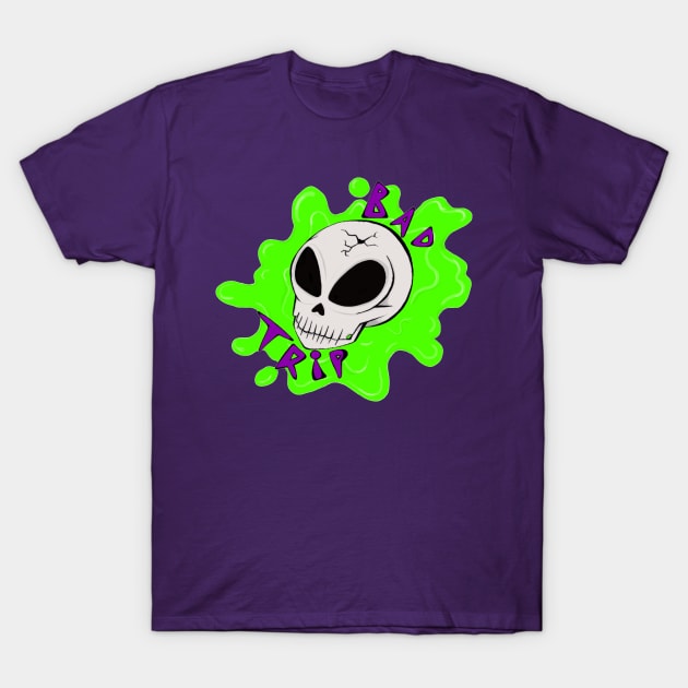 aLien sKull T-Shirt by AlienDeSaturne